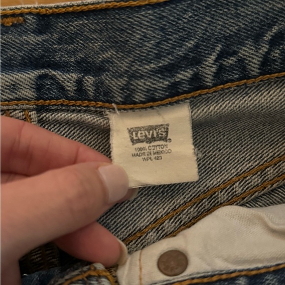 Levi’s 501 hand distressed jeans denim straight leg women’s ripped 27 26 small - Picture 8 of 10